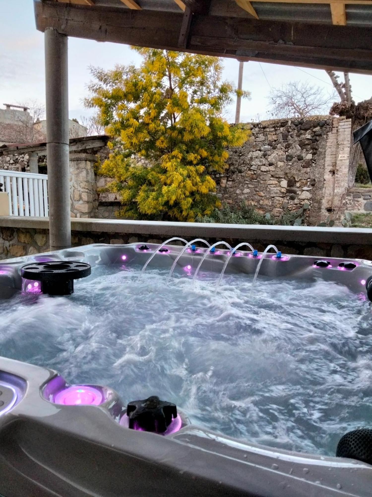 La Grange De Sabatas Hotel Chomérac Kültér fotó