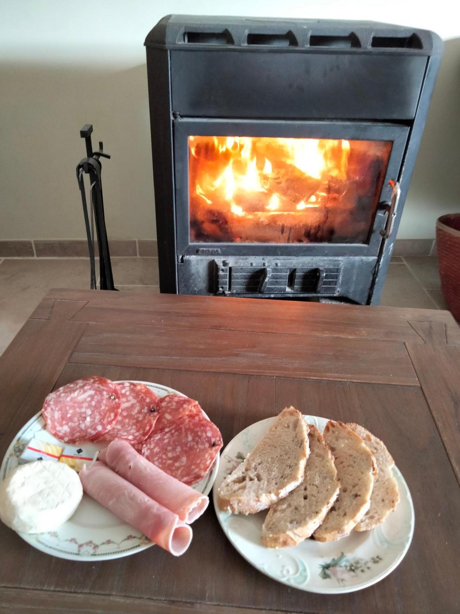 La Grange De Sabatas Hotel Chomérac Kültér fotó